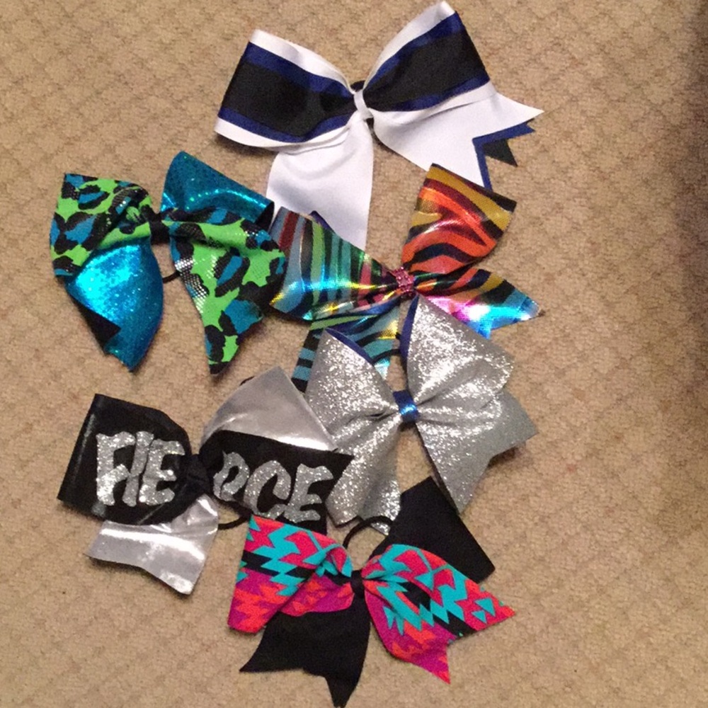 Cheer Athletics Fierce camo Bow lot 6 bows